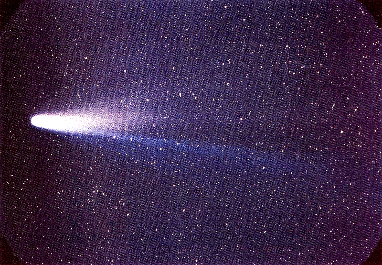 Negli ultimi due secoli sono state adottate diverse convenzioni per la nomenclatura delle comete.
